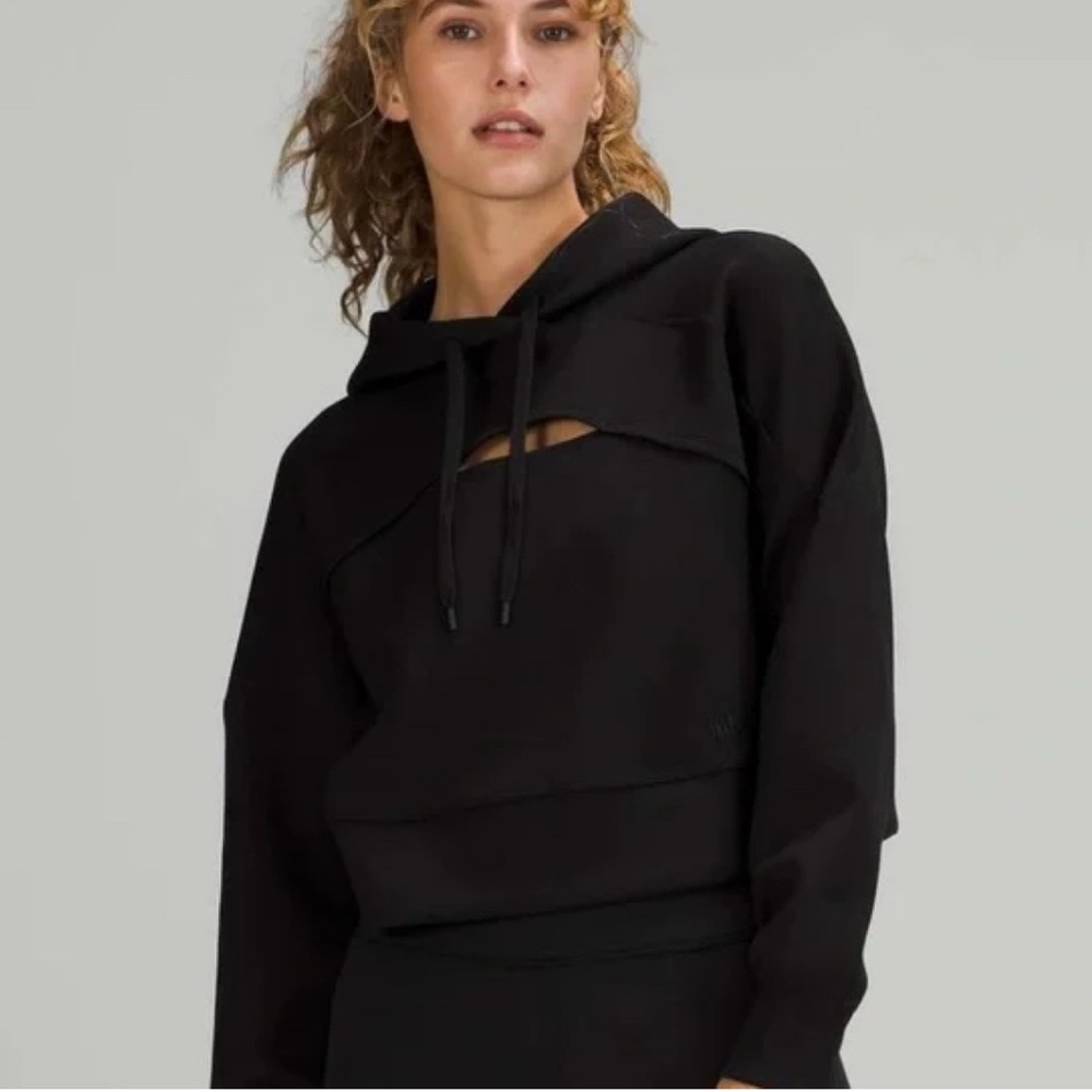 Lululemon Get Centred Crop Hoodie
